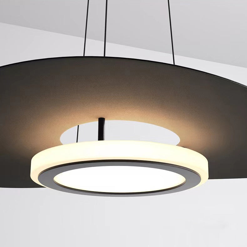 RAVENWOOD SKYLINE HANGING LANTERN