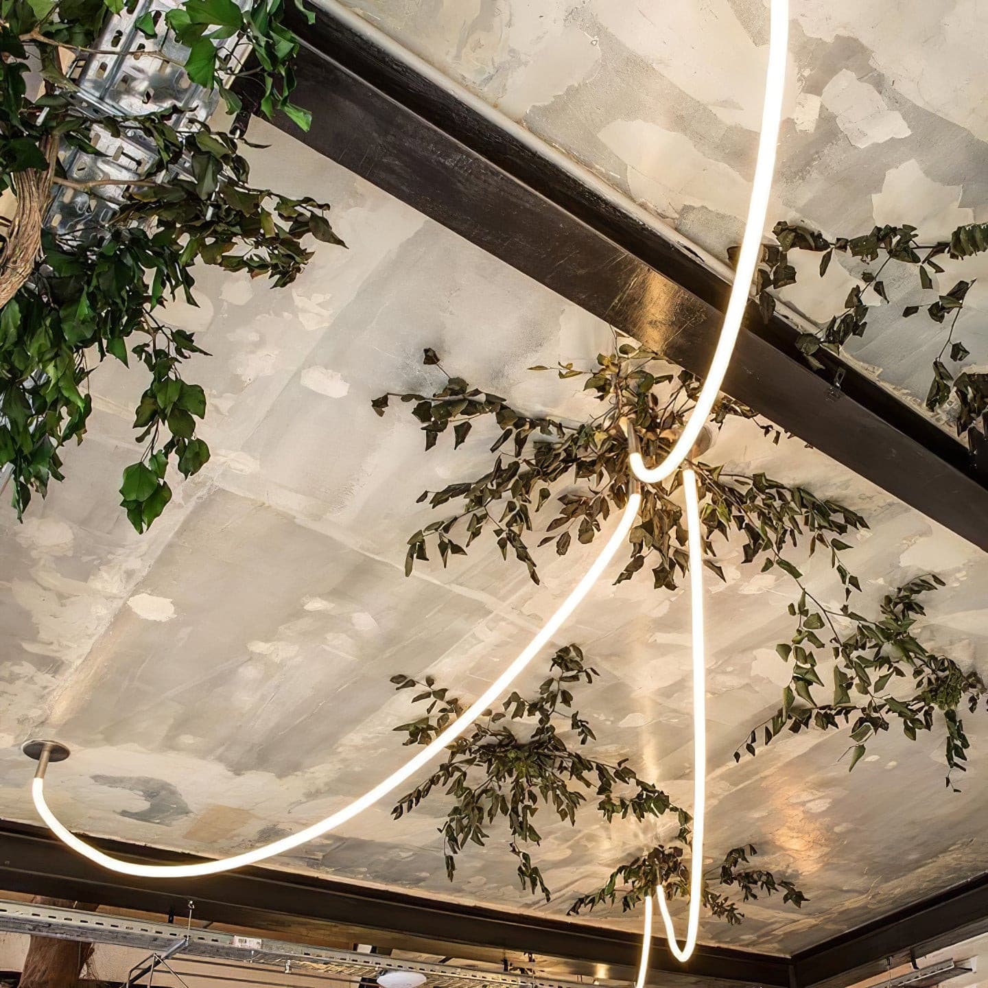 WINTHROP MODERN RIBBON LED HANGING LIGHT