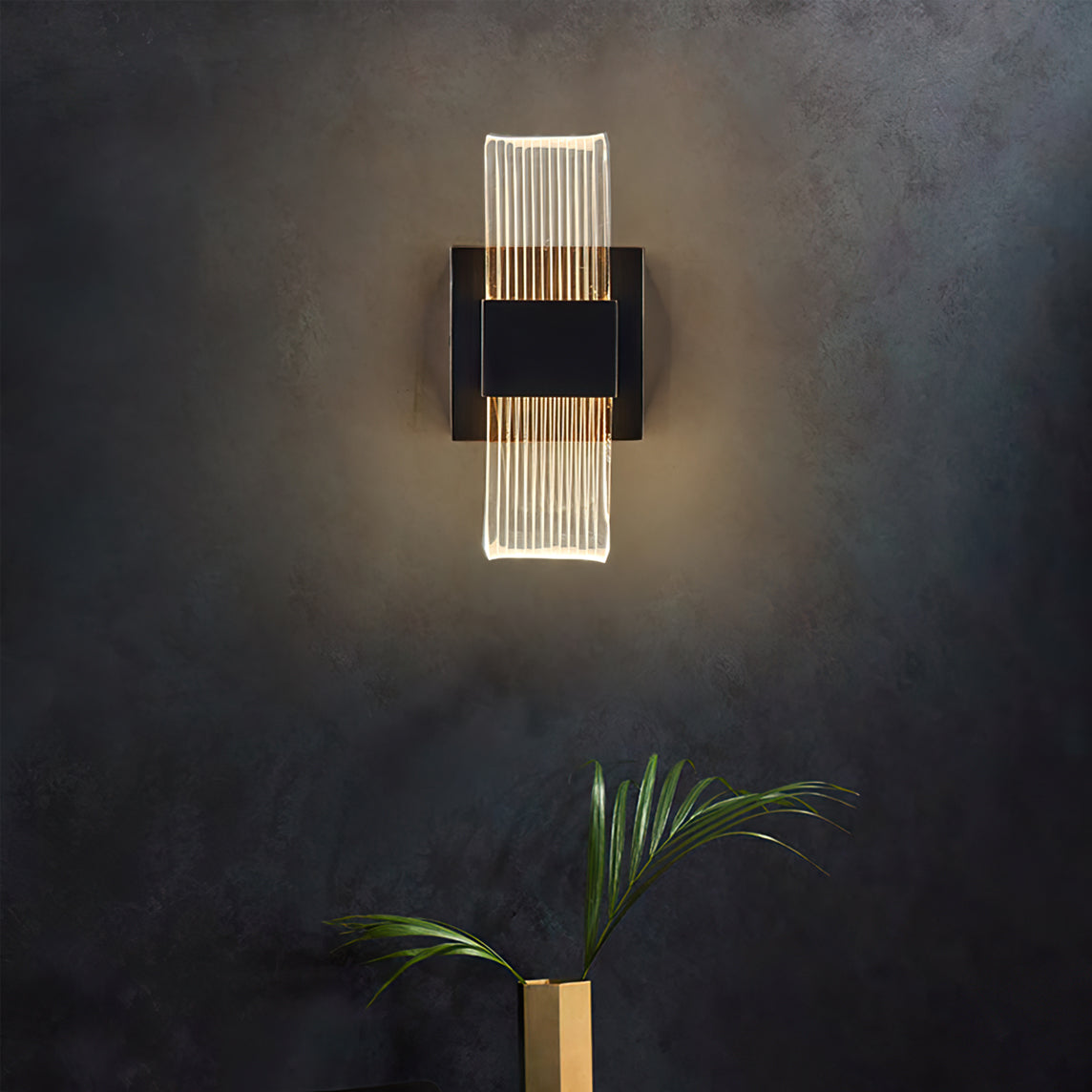 WINTERBOURNE CRYSTAL GLOW WALL SCONCE