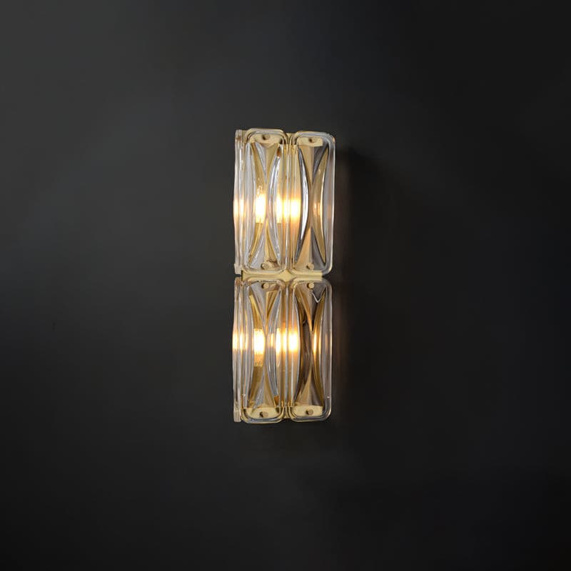 THISTLEDALE TRIANGULAR GLASS APPLIQUE