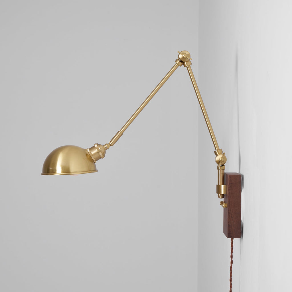 RAVENHURST SWINGING ARM ILLUMINATOR