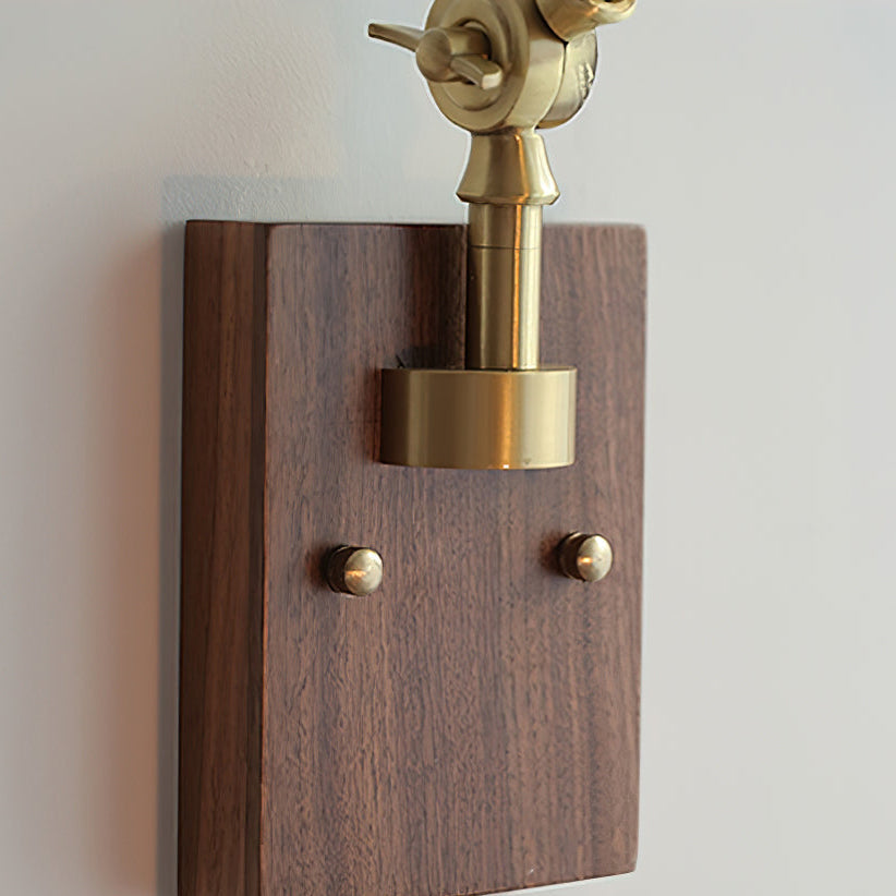 RAVENWOOD ADJUSTABLE SWINGING WALL LIGHT