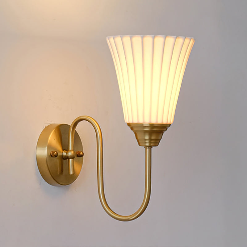 CHARLESTON HORN SHAPED CERAMIC SCONCE