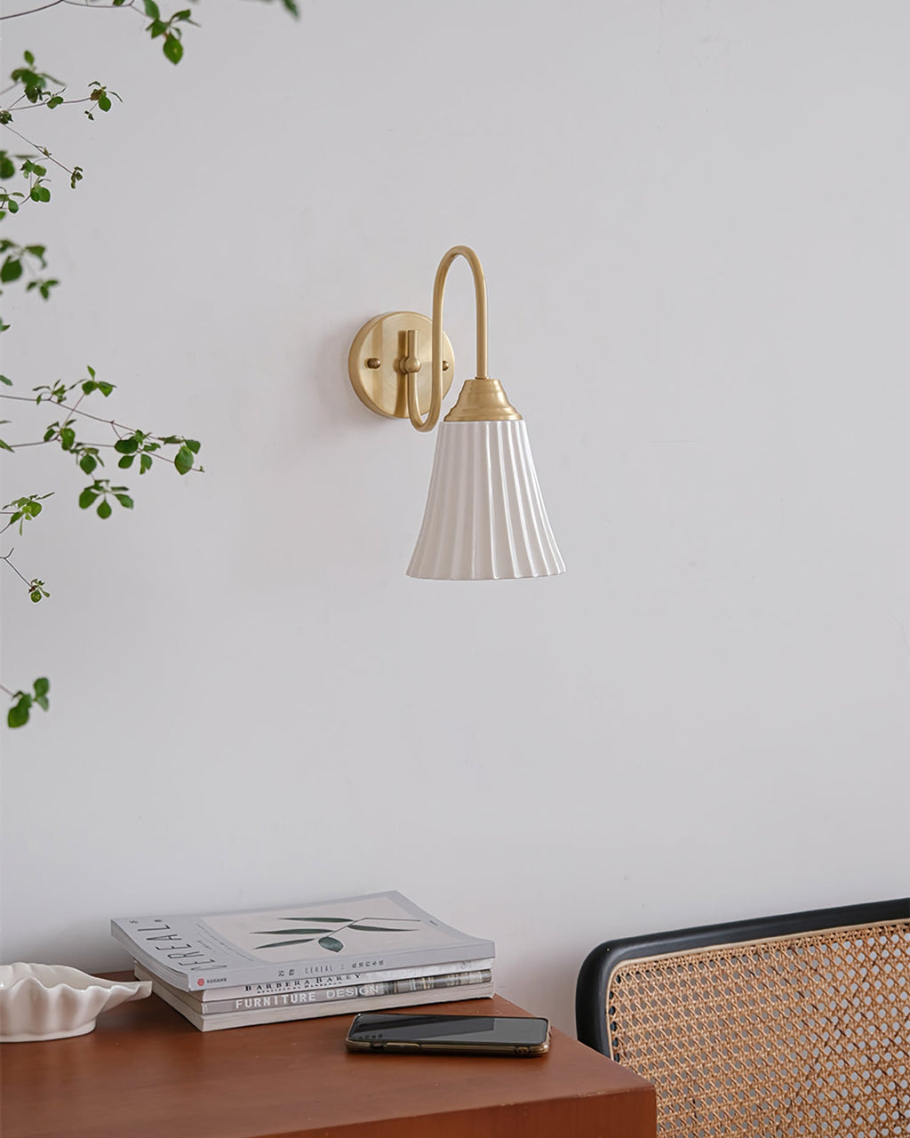 CHARLESTON HORN SHAPED CERAMIC SCONCE