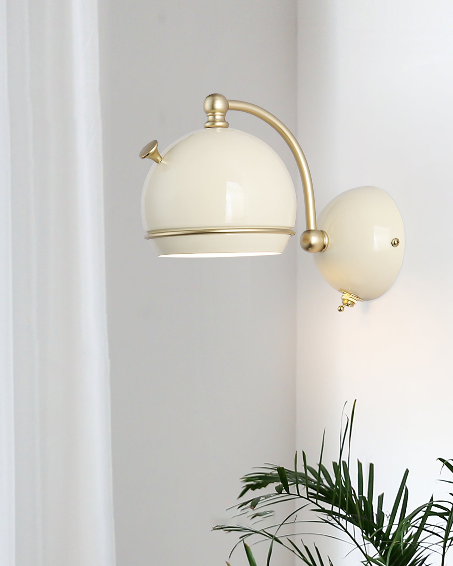 RAVENHALL LUMINAIRE WALL SCONCE