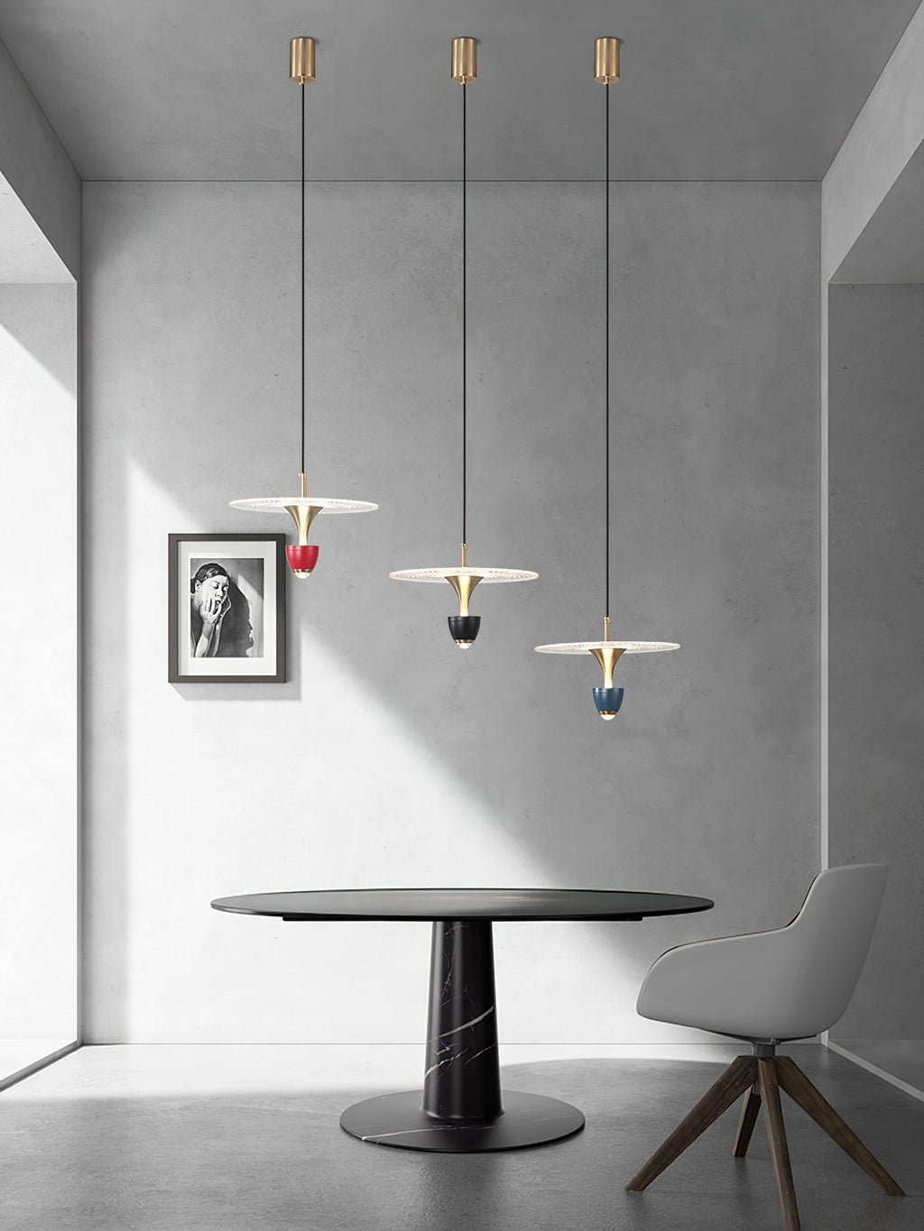 ASTONIA AERODYNAMIC GLASS HANGING LAMP