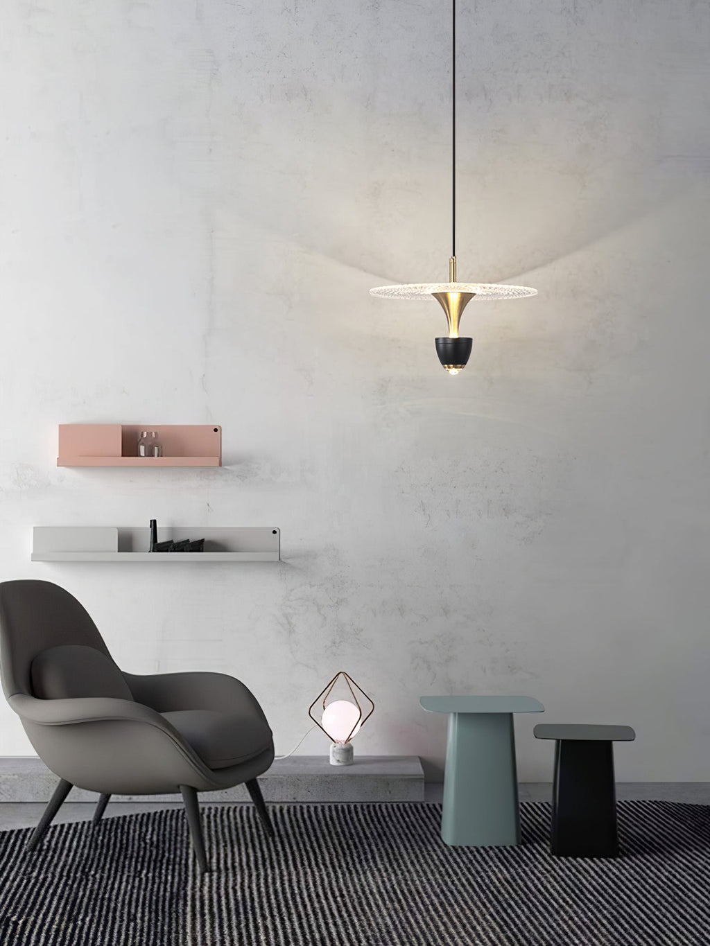 ASTONIA AERODYNAMIC GLASS HANGING LAMP