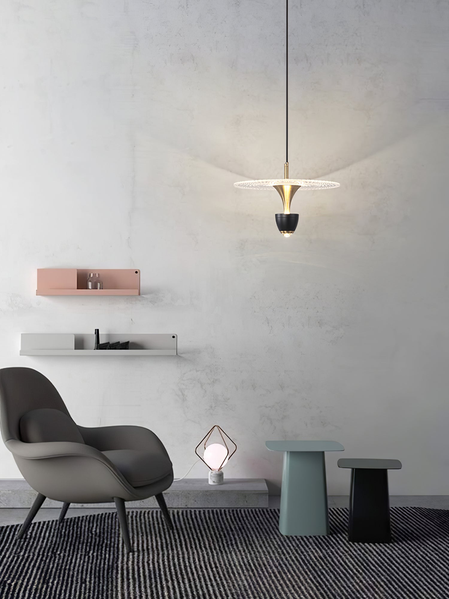 ASTONIA AERODYNAMIC GLASS HANGING LAMP
