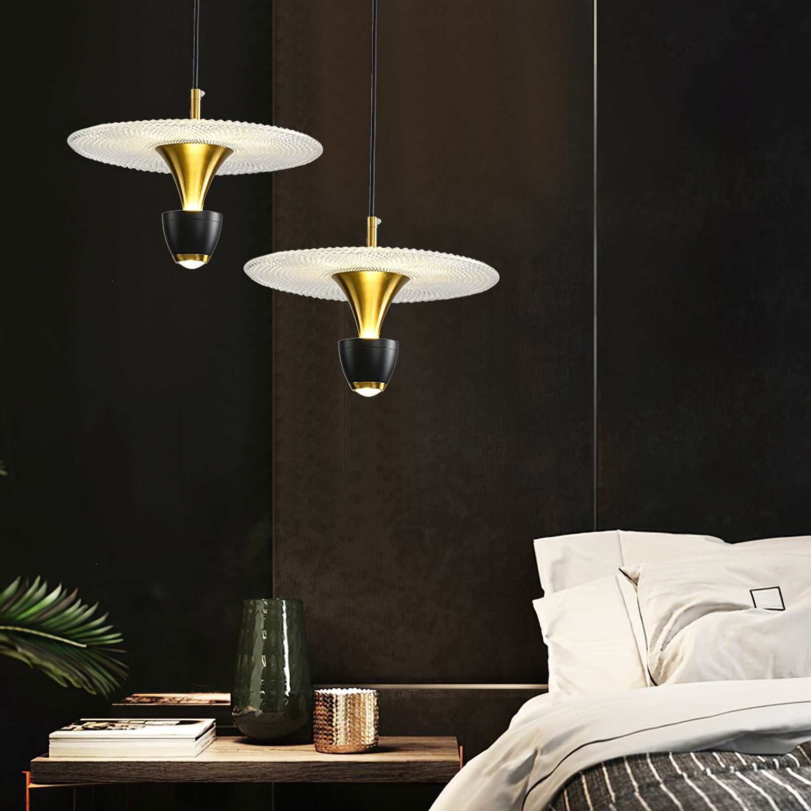 ASTONIA AERODYNAMIC GLASS HANGING LAMP
