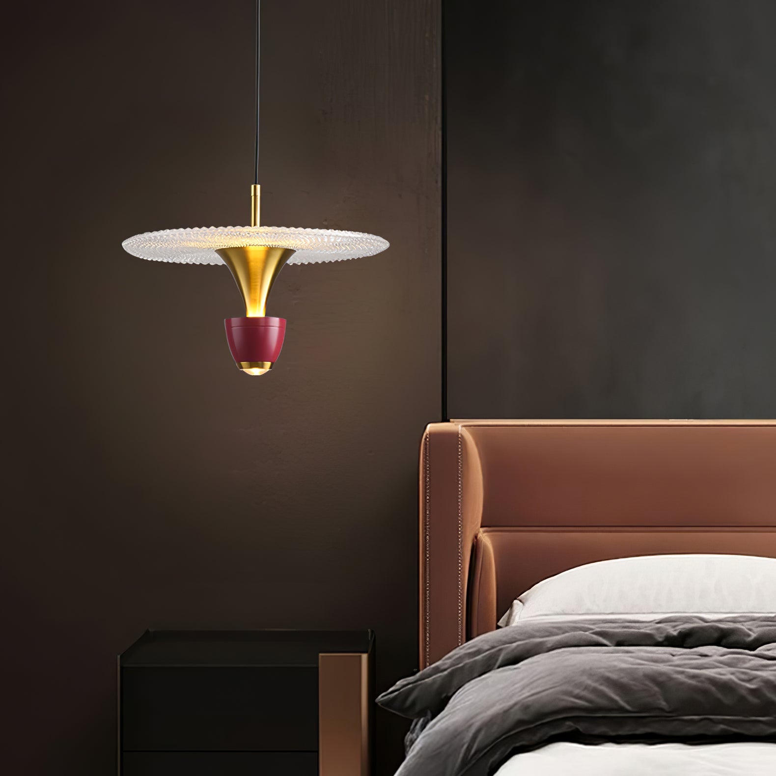 ASTONIA AERODYNAMIC GLASS HANGING LAMP