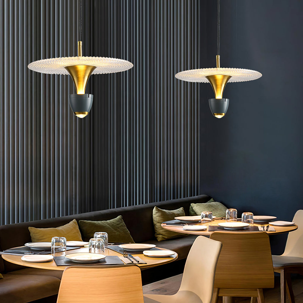 ASTONIA AERODYNAMIC GLASS HANGING LAMP