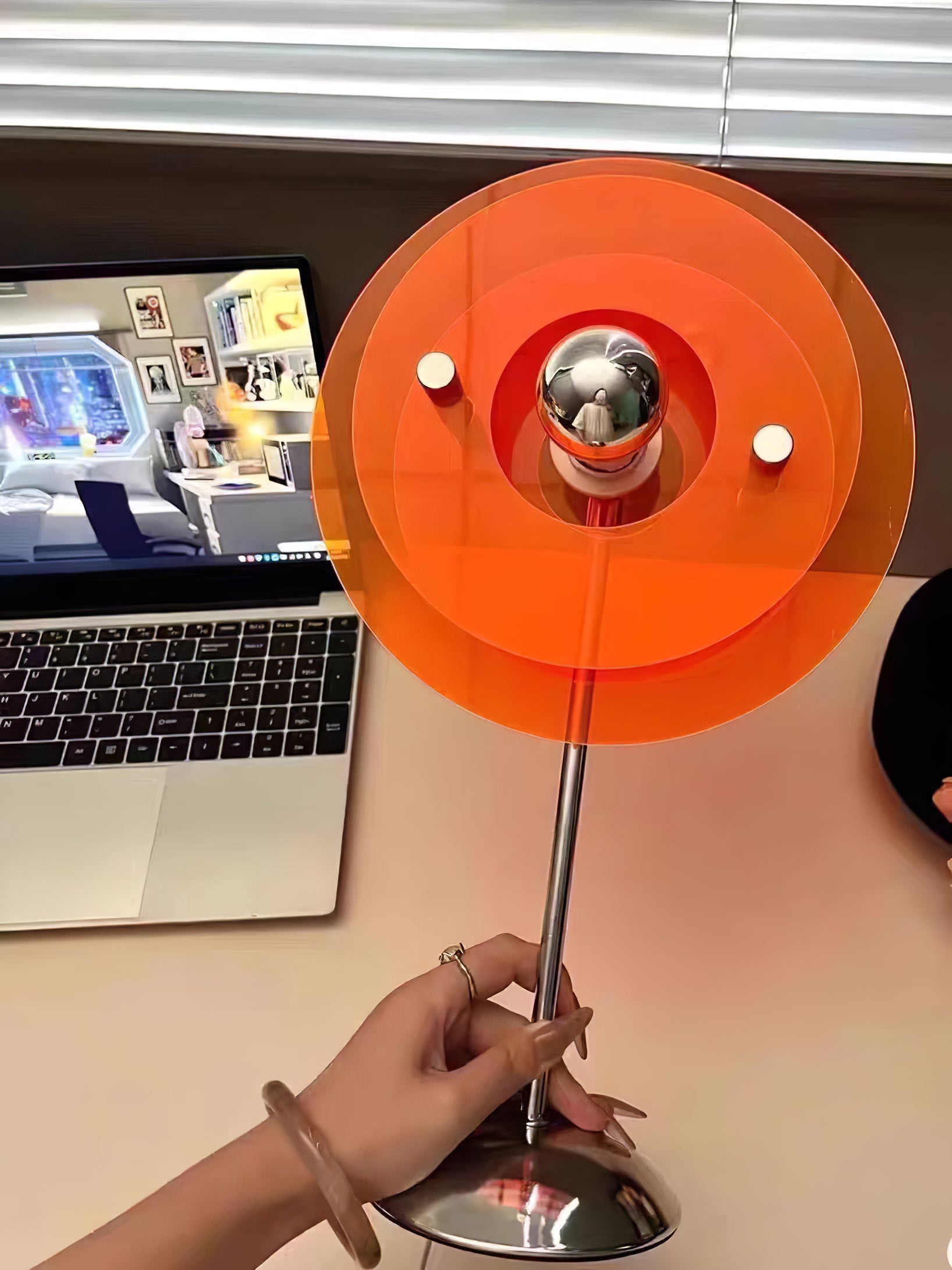 ASTRA LUMINA ORBITAL TABLE LAMP