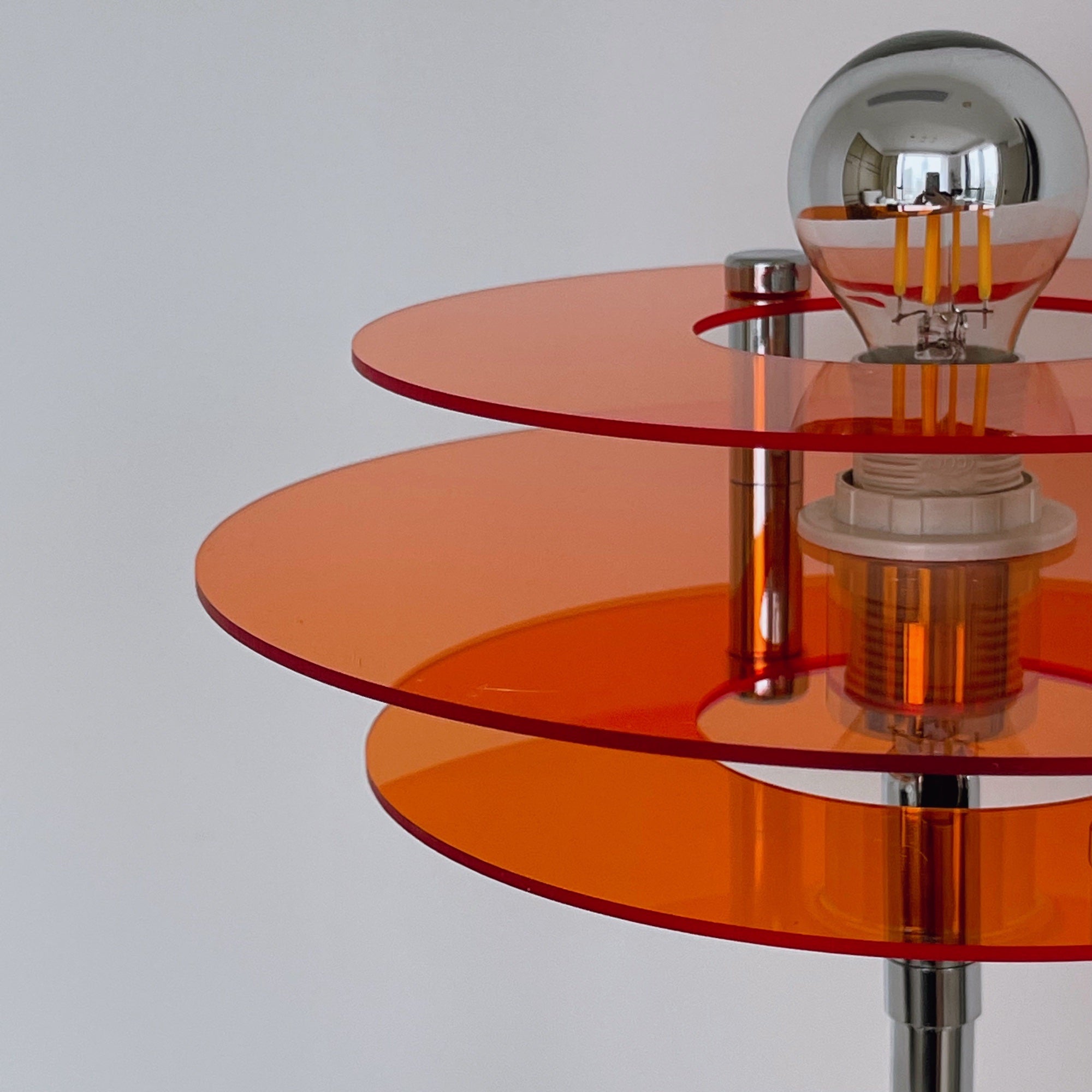 ASTRA LUMINA ORBITAL TABLE LAMP