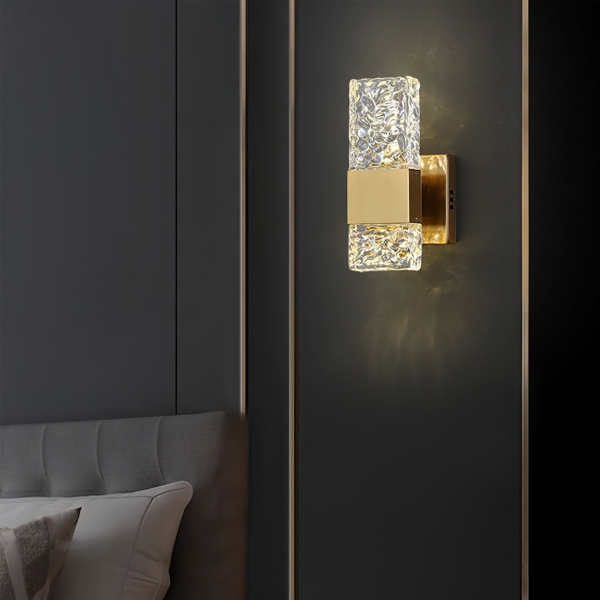 Ravenscroft Twilight Wall Sconce
