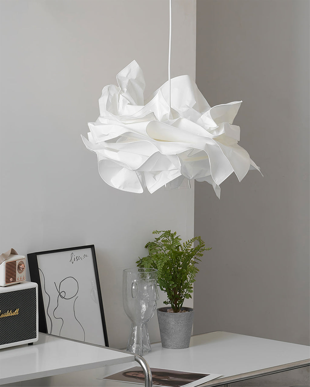 RAVENSDALE HANGING GLOBE LANTERN