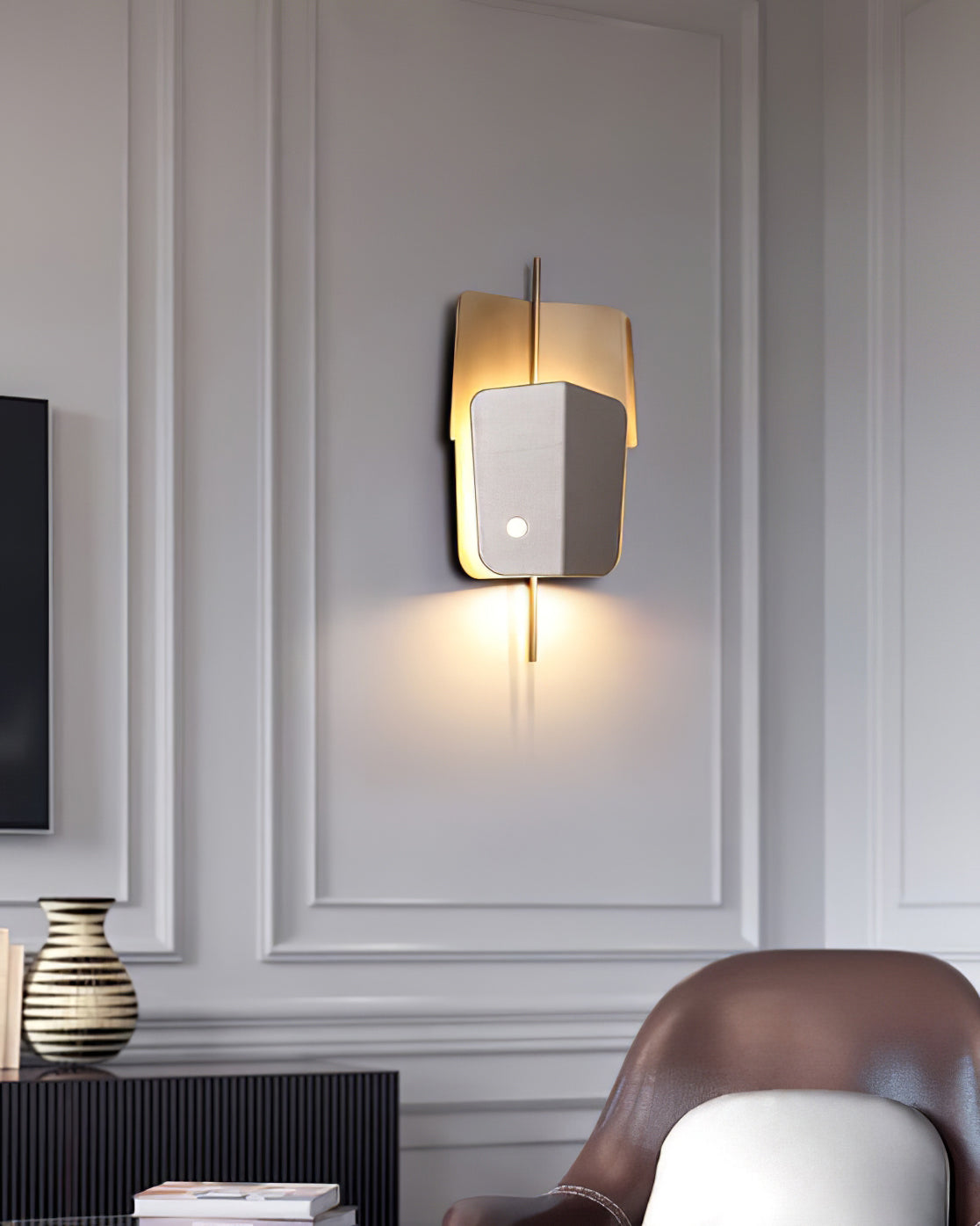 FENWICK WOVEN LEATHER WALL SCONCE