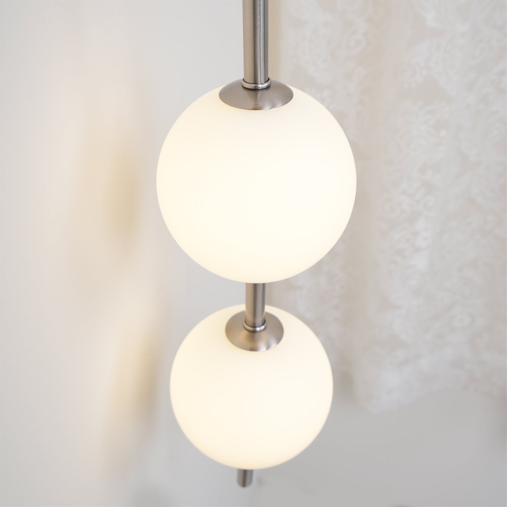 WINDSOR SPHERE MURAL LANTERN