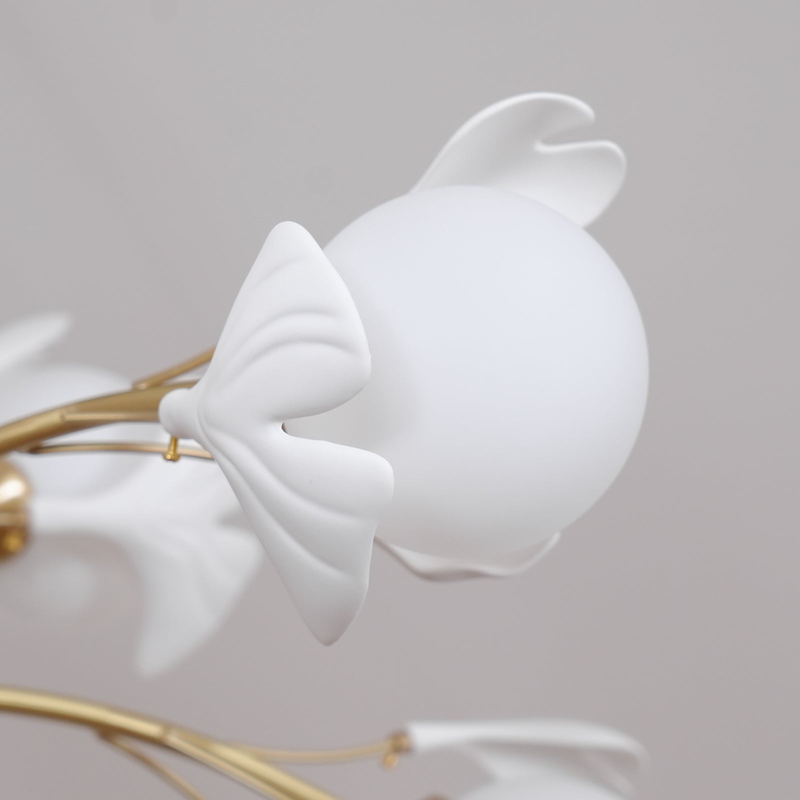 ALDERSON GINGKO LEAF CEILING LUMINAIRE