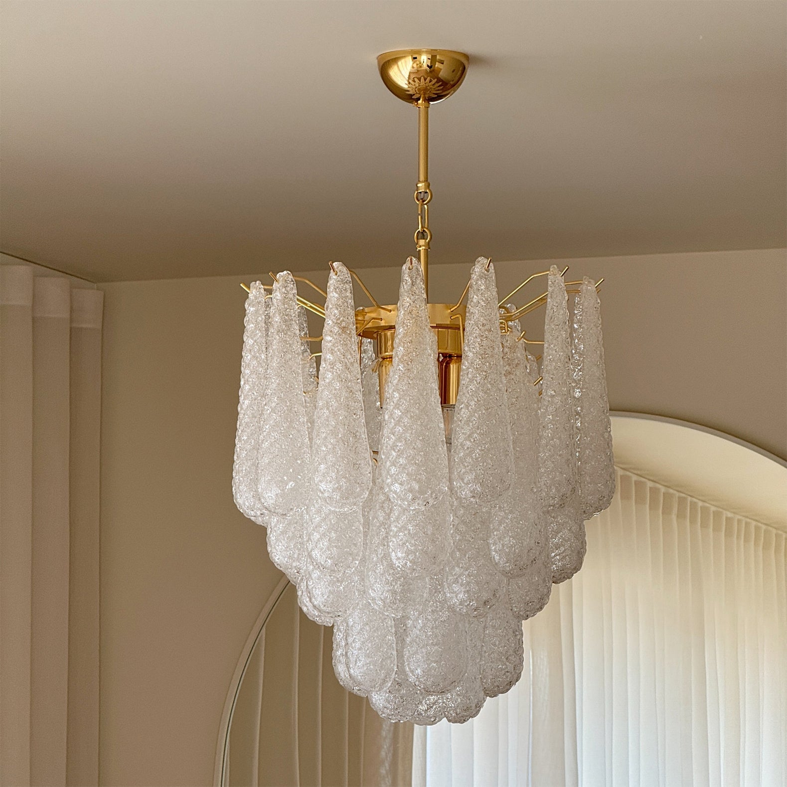 WINDSOR TEARDROP CRYSTAL LUMINAIRE