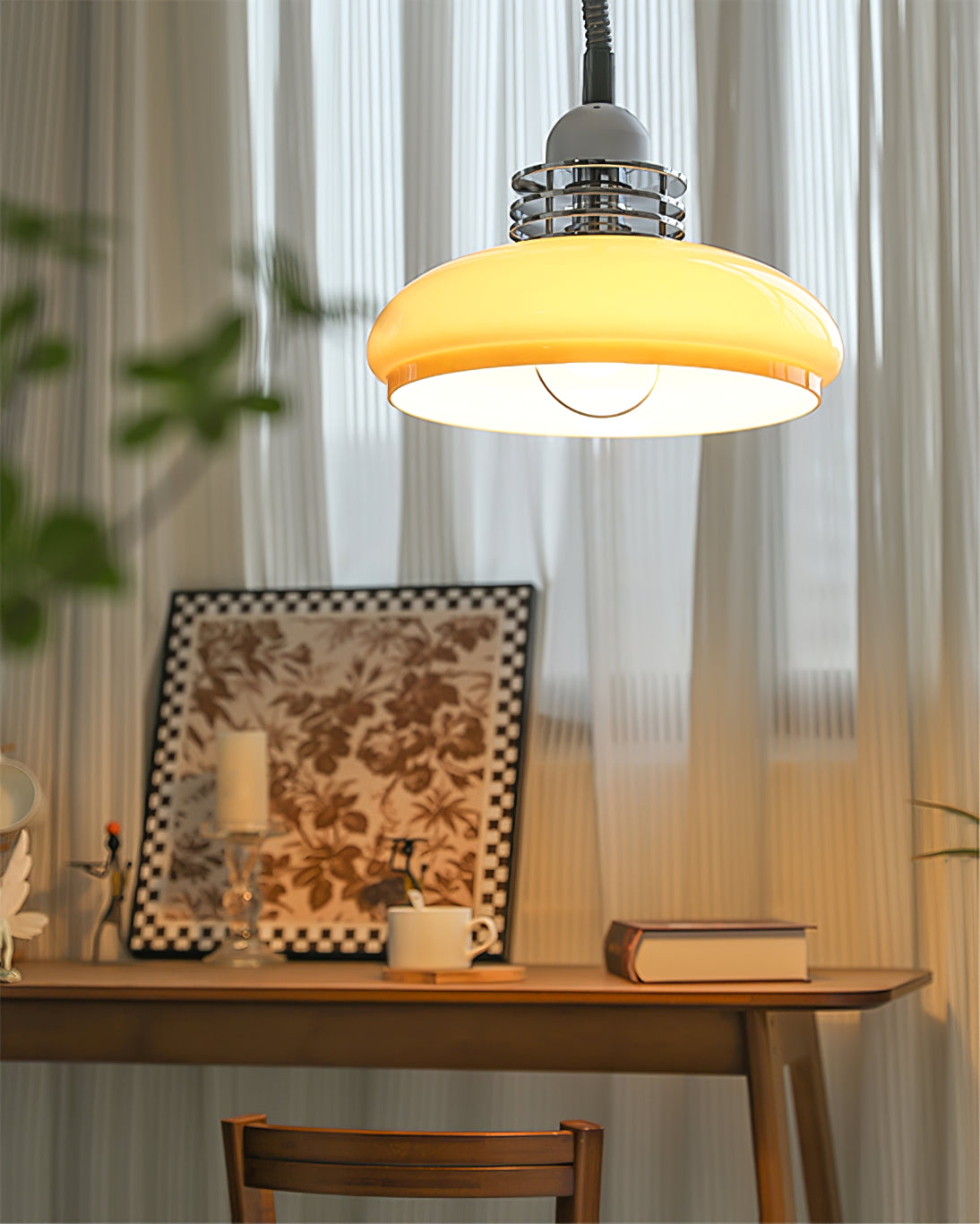 RAVENHALL GLASS TEARDROP HANGING LIGHT