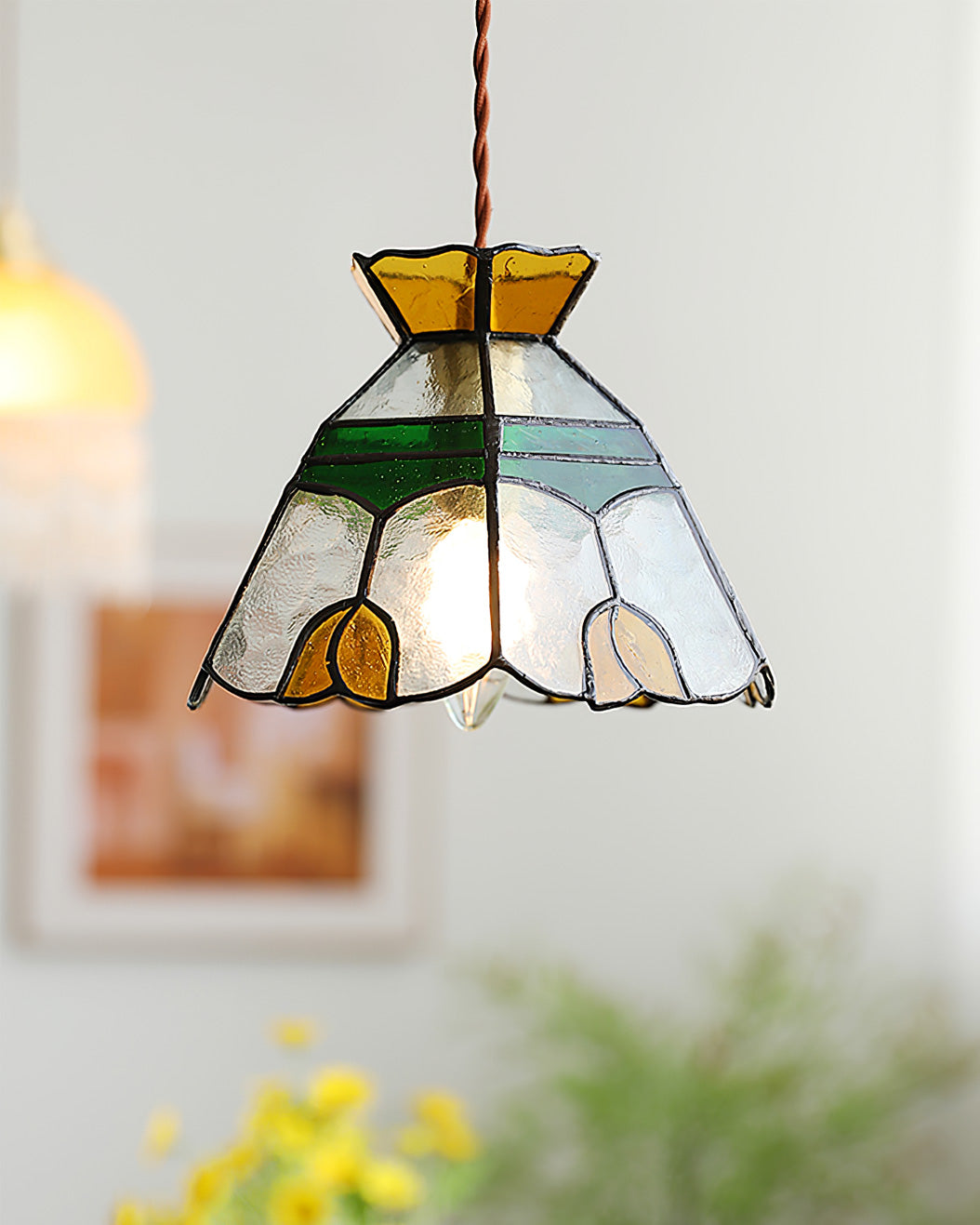 WINTHORPE CRYSTAL DRUM PENDANT