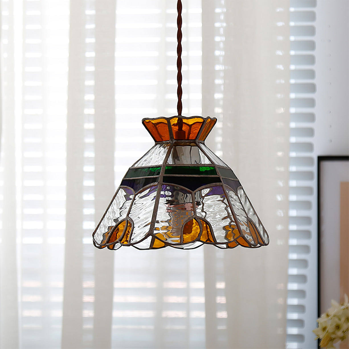 WINTHORPE CRYSTAL DRUM PENDANT