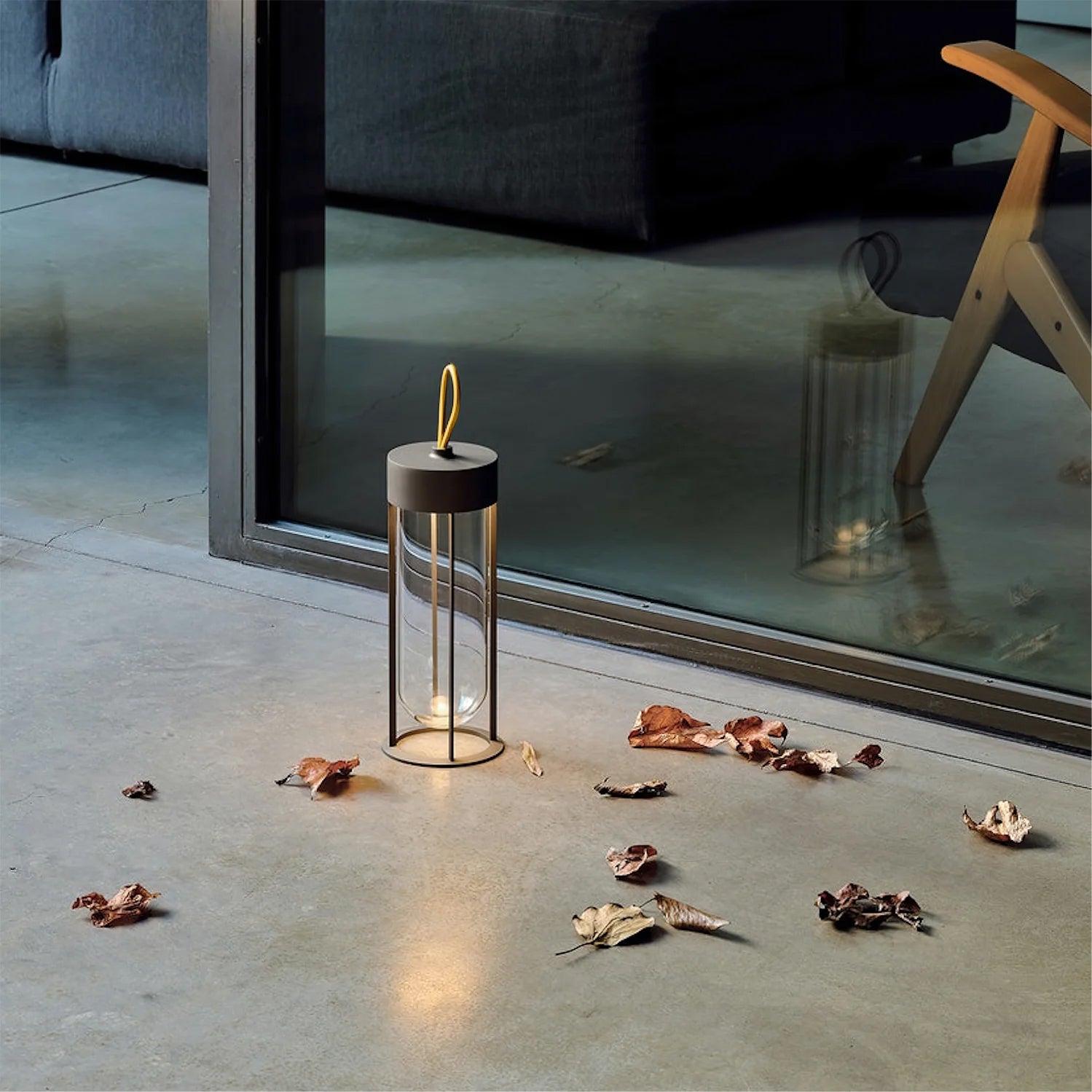 BRAMBLEFORD WIRELESS ILLUMINATION DESK LAMP