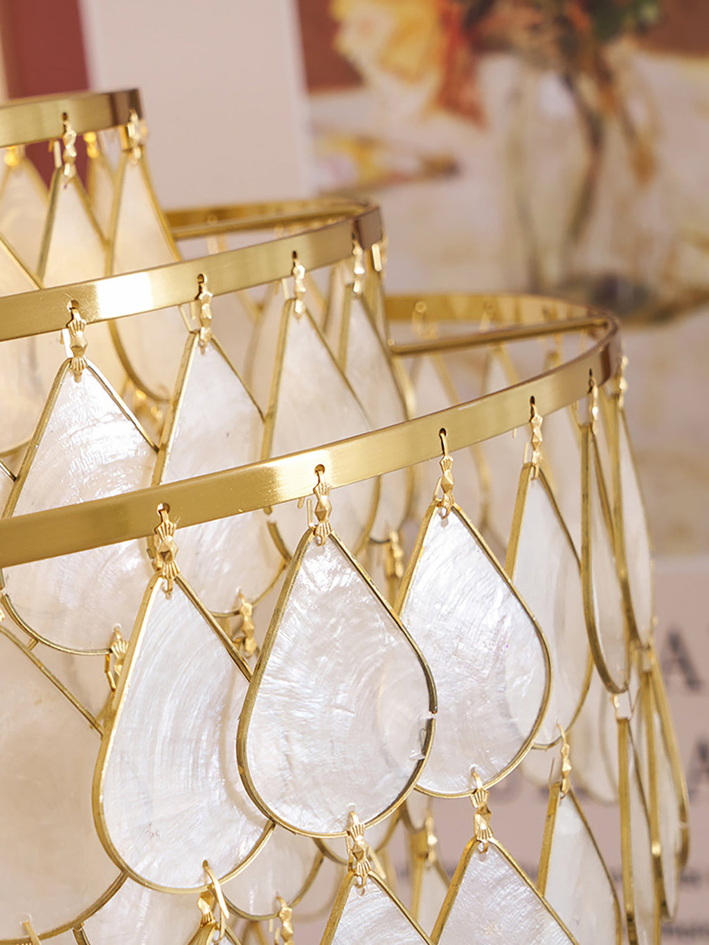 MERIDIAN PEARLIZED CONCH FLOOR LANTERN
