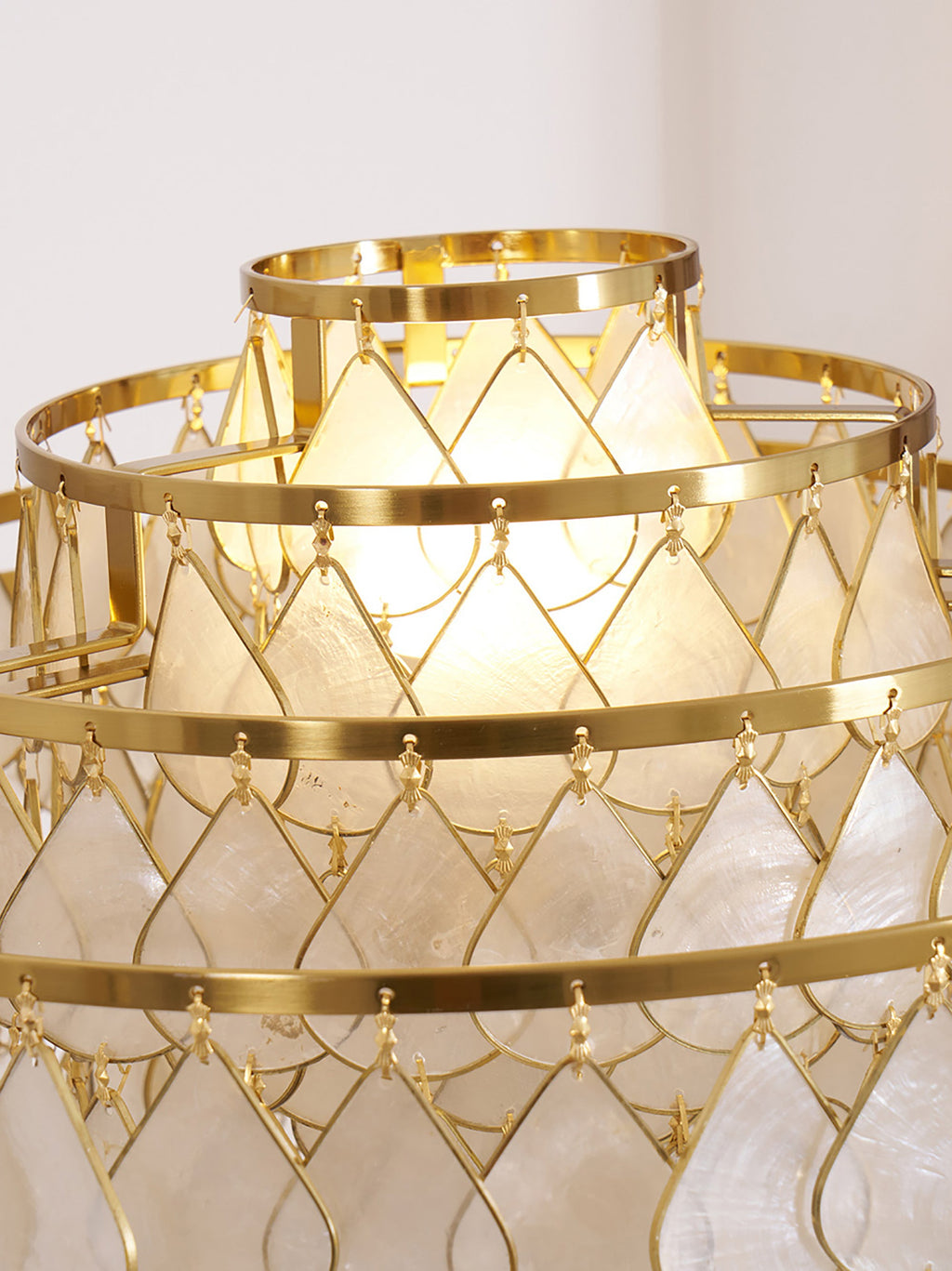 MERIDIAN PEARLIZED CONCH FLOOR LANTERN