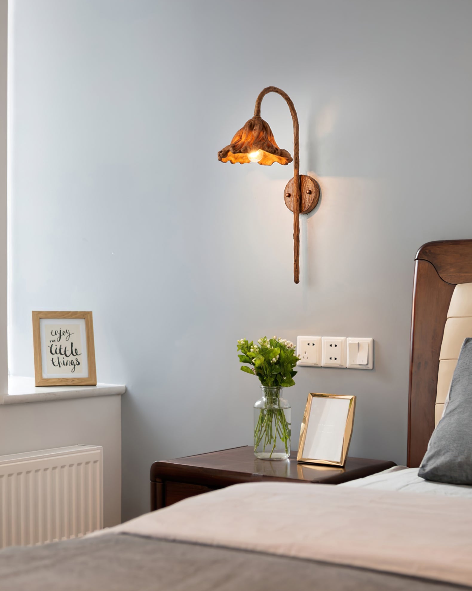 ETNA GLOW WALL SCONCE