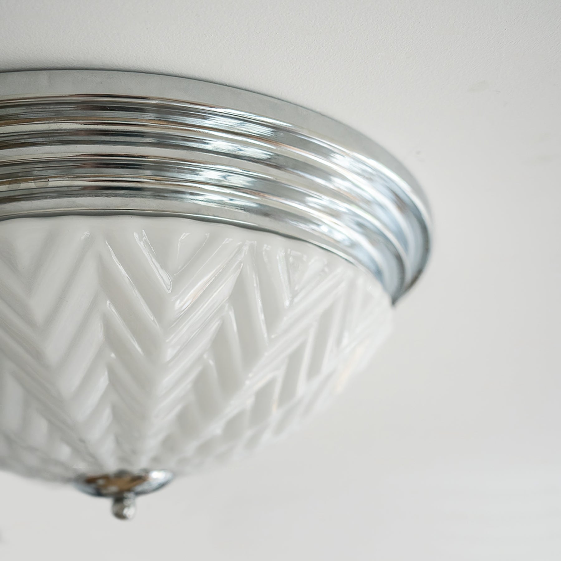WINCHESTER AMBER GLASS VOLUME LIGHT