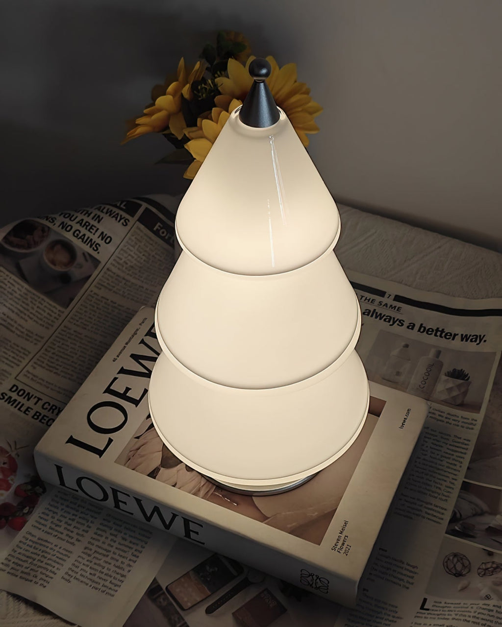 WINTHROP LUMINOUS ORB TABLE LIGHT