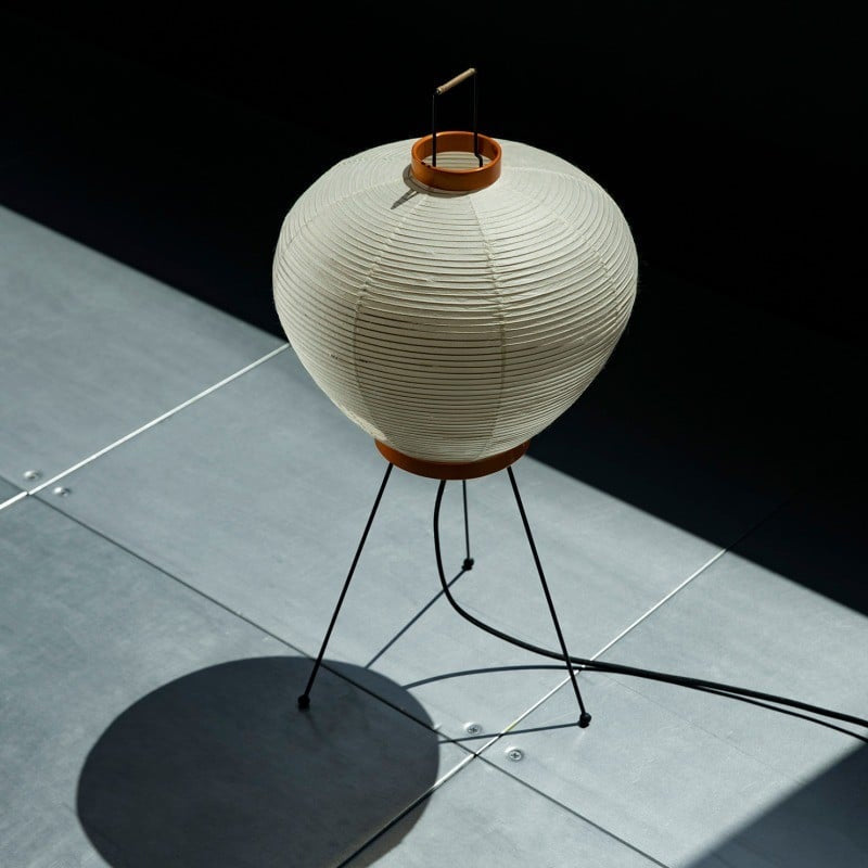FENWICK TRIPLE-ARMED TABLE LANTERN