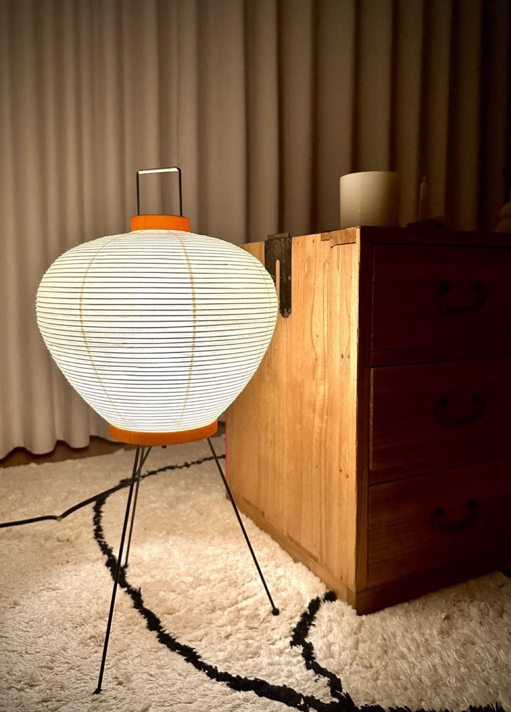 FENWICK TRIPLE-ARMED TABLE LANTERN
