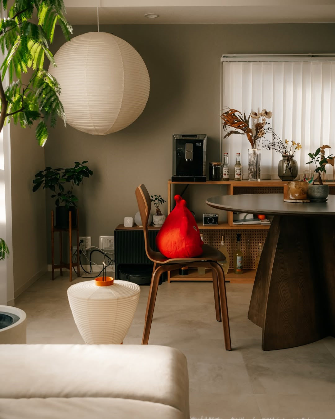 CHARLESTON PETAL PENDANT LIGHT