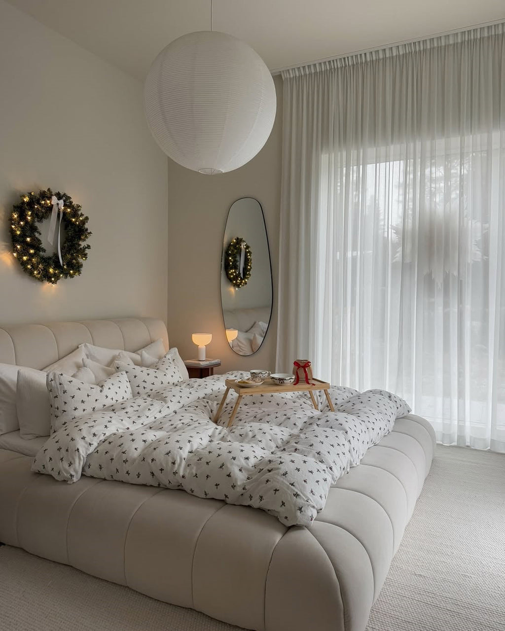 CHARLESTON PETAL PENDANT LIGHT