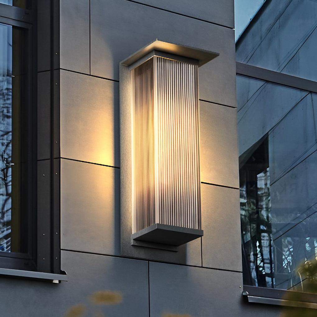 WINDSOR RECTANGULAR SOLAR WALL LANTERN, WATER-RESISTANT LED 3W OUTDOOR LIGHTING