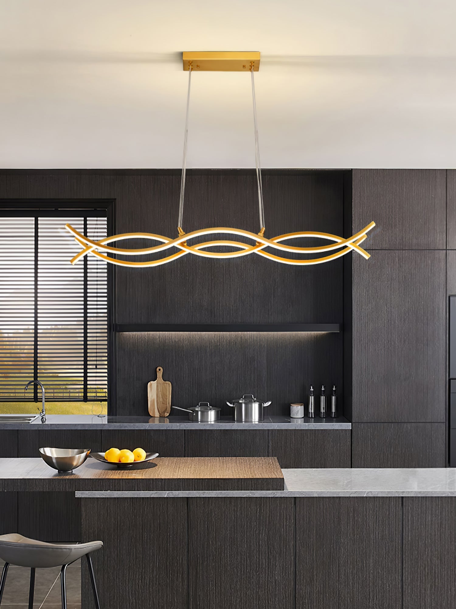 Coral Crest Luminaire