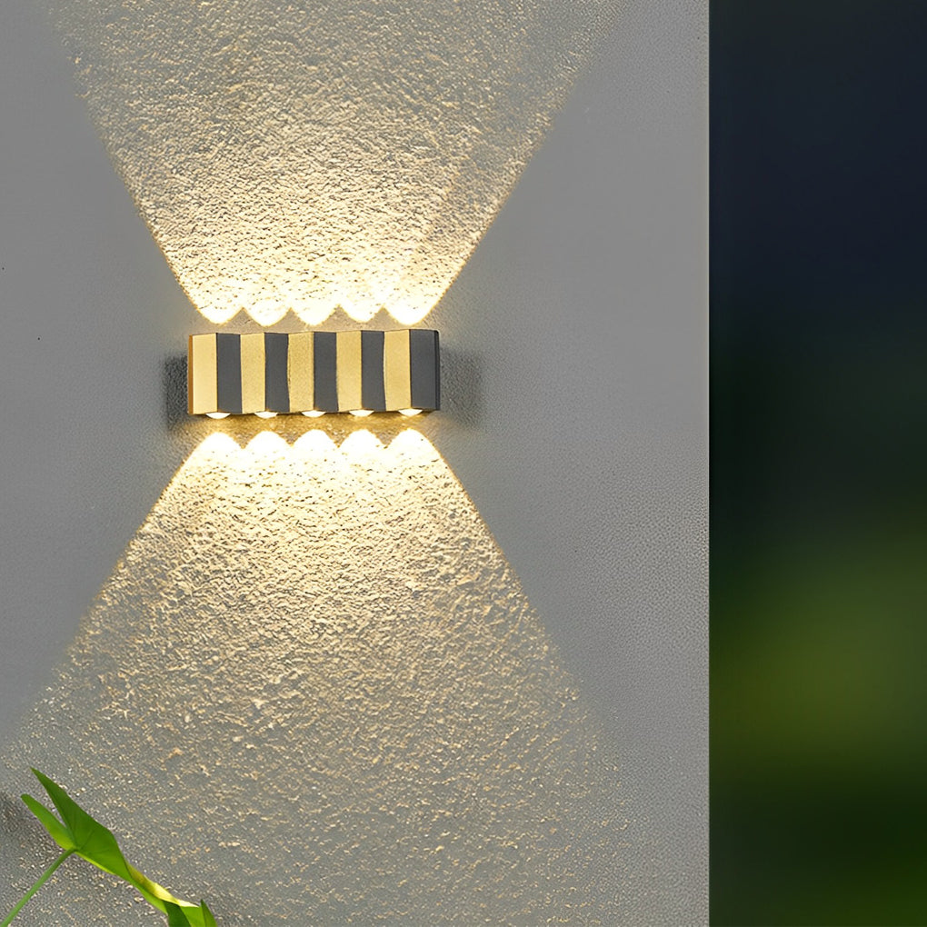 RAVENHALL DUAL-FACED LED OUTDOOR WALL SCONCE