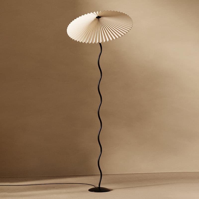 FENWICK CURVILINEAR PLEATED LAMP