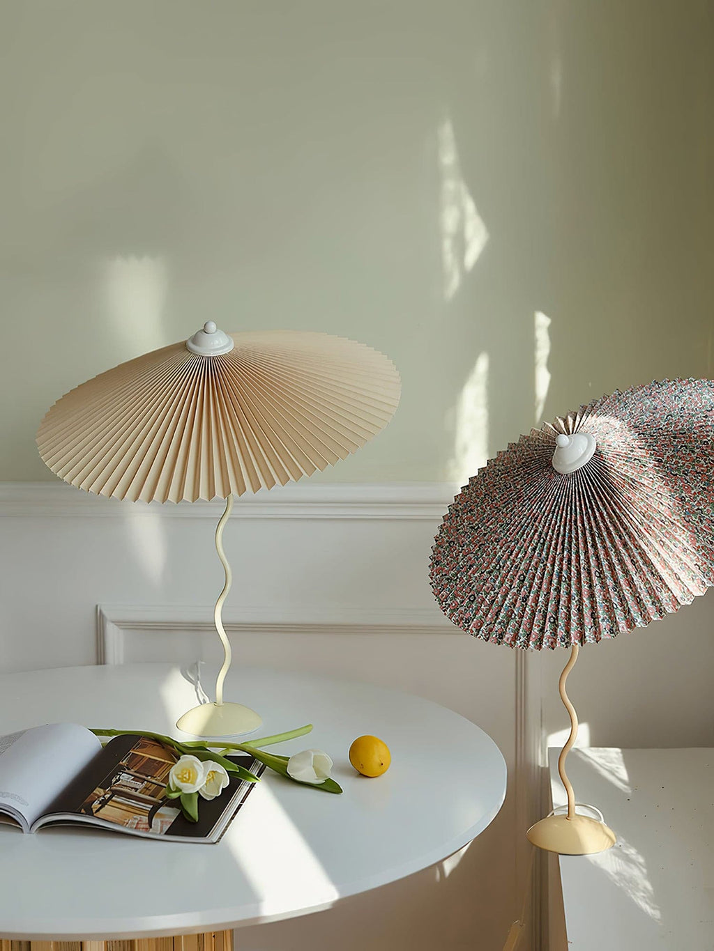 FENWICK RIBBONED ILLUMINATION LAMP