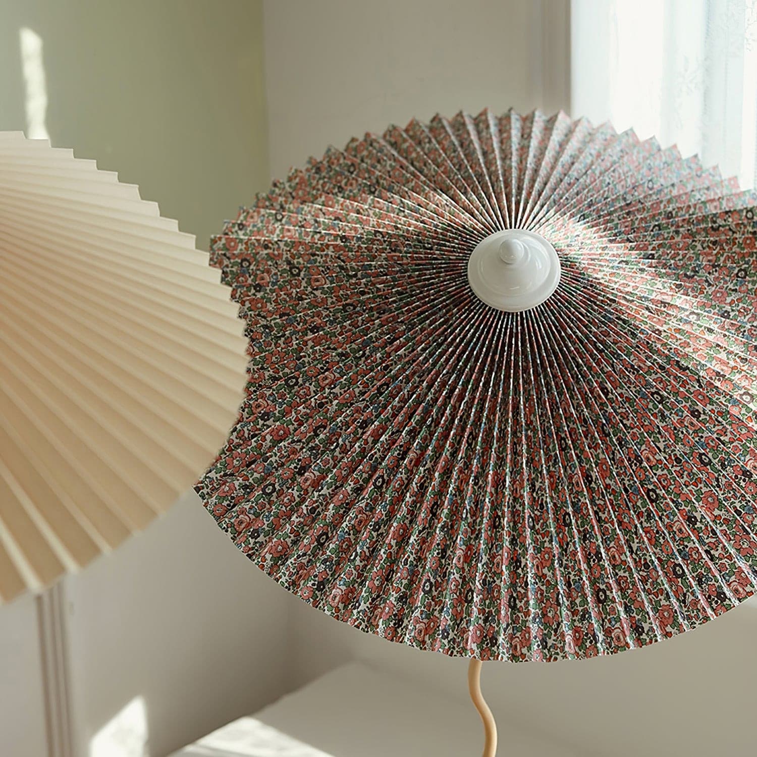 FENWICK RIBBONED ILLUMINATION LAMP