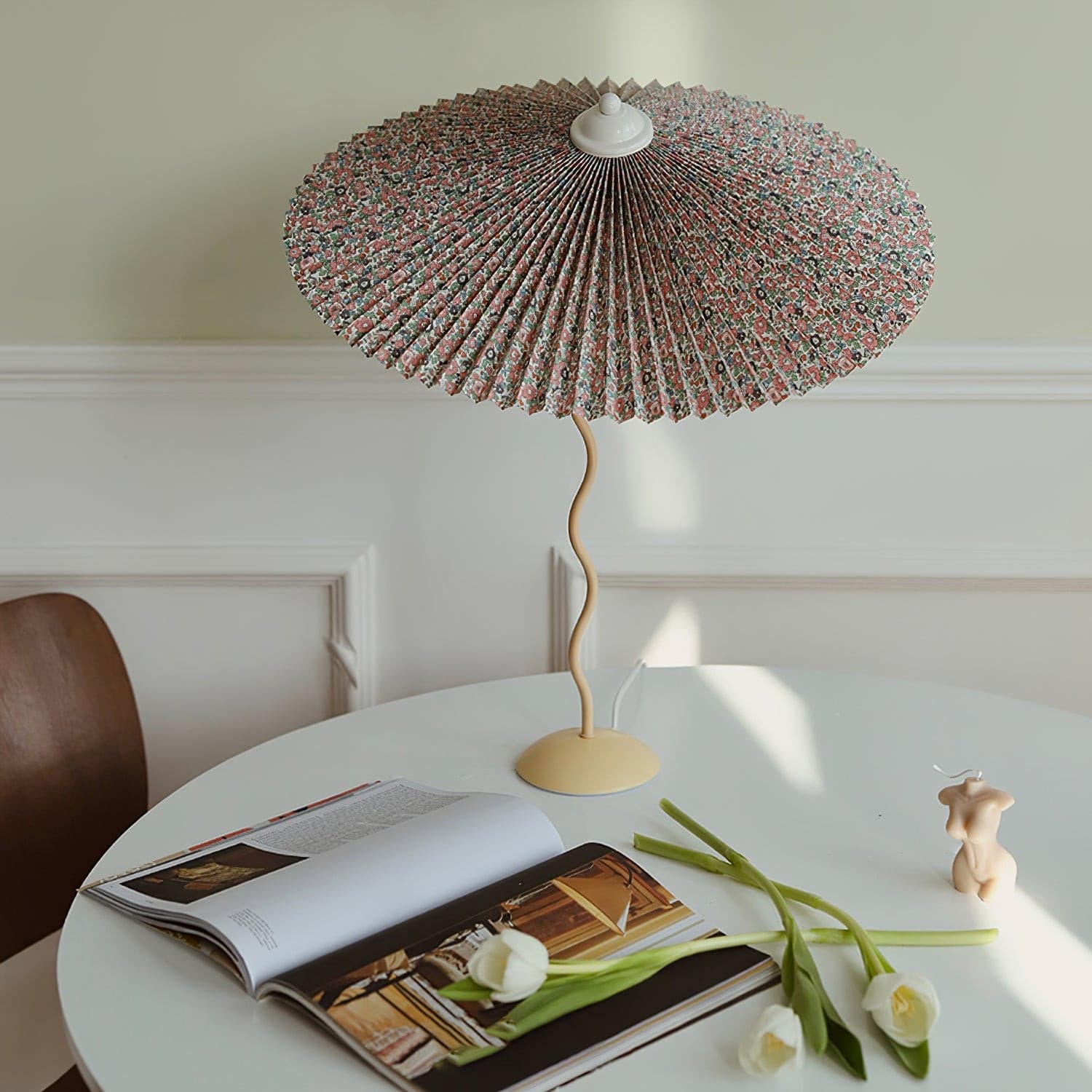 FENWICK RIBBONED ILLUMINATION LAMP