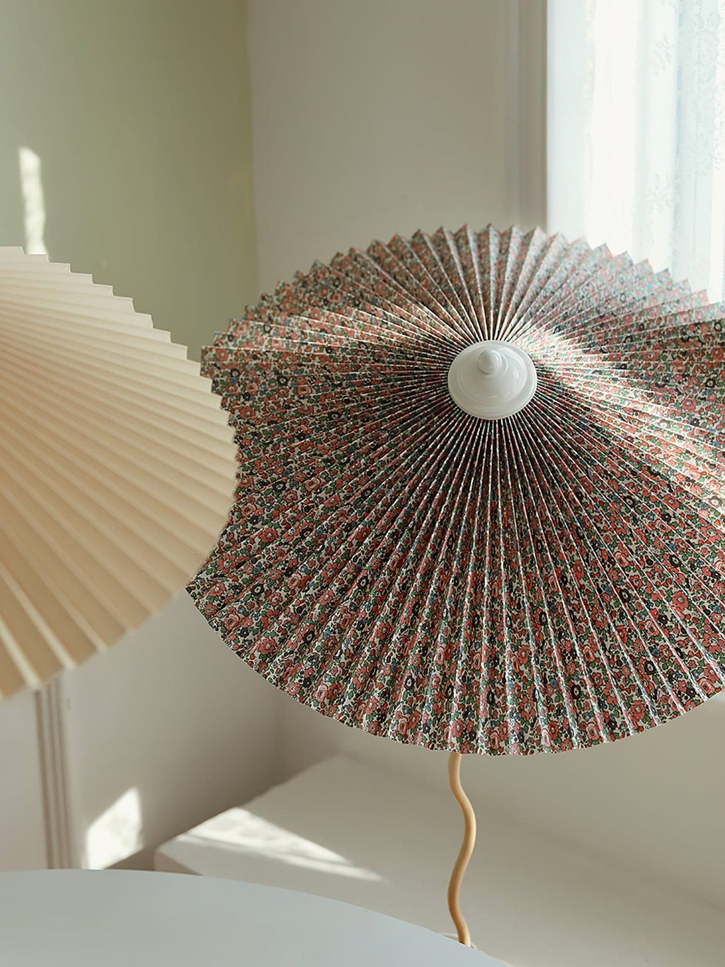 FENWICK RIBBONED ILLUMINATION LAMP