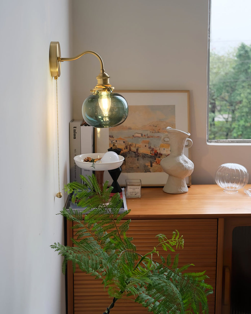 RAVENSHIRE ILLUMINATED GLASS SCONCE