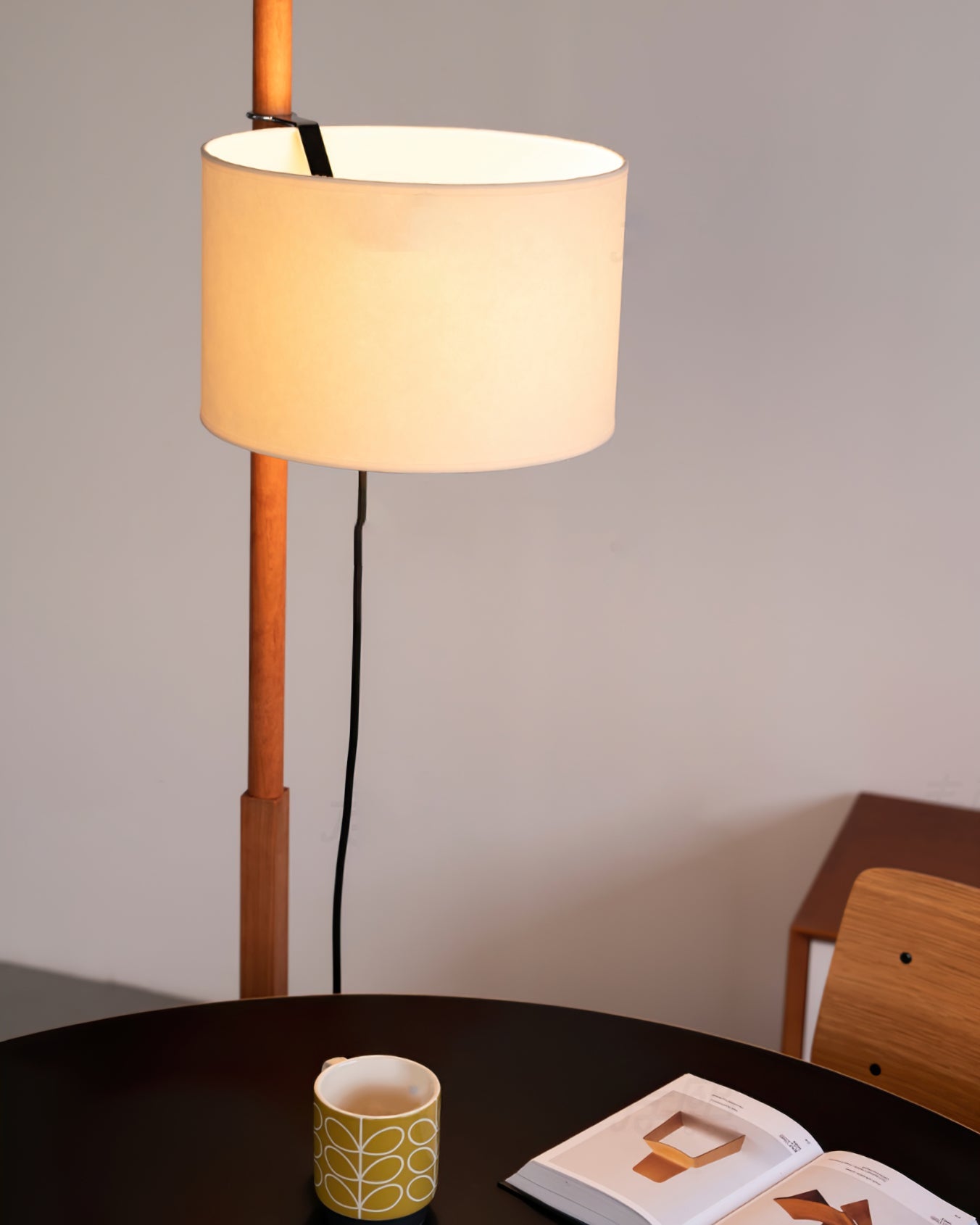 WINTHORPE WOODEN TRIPOD FLOOR LIGHT
