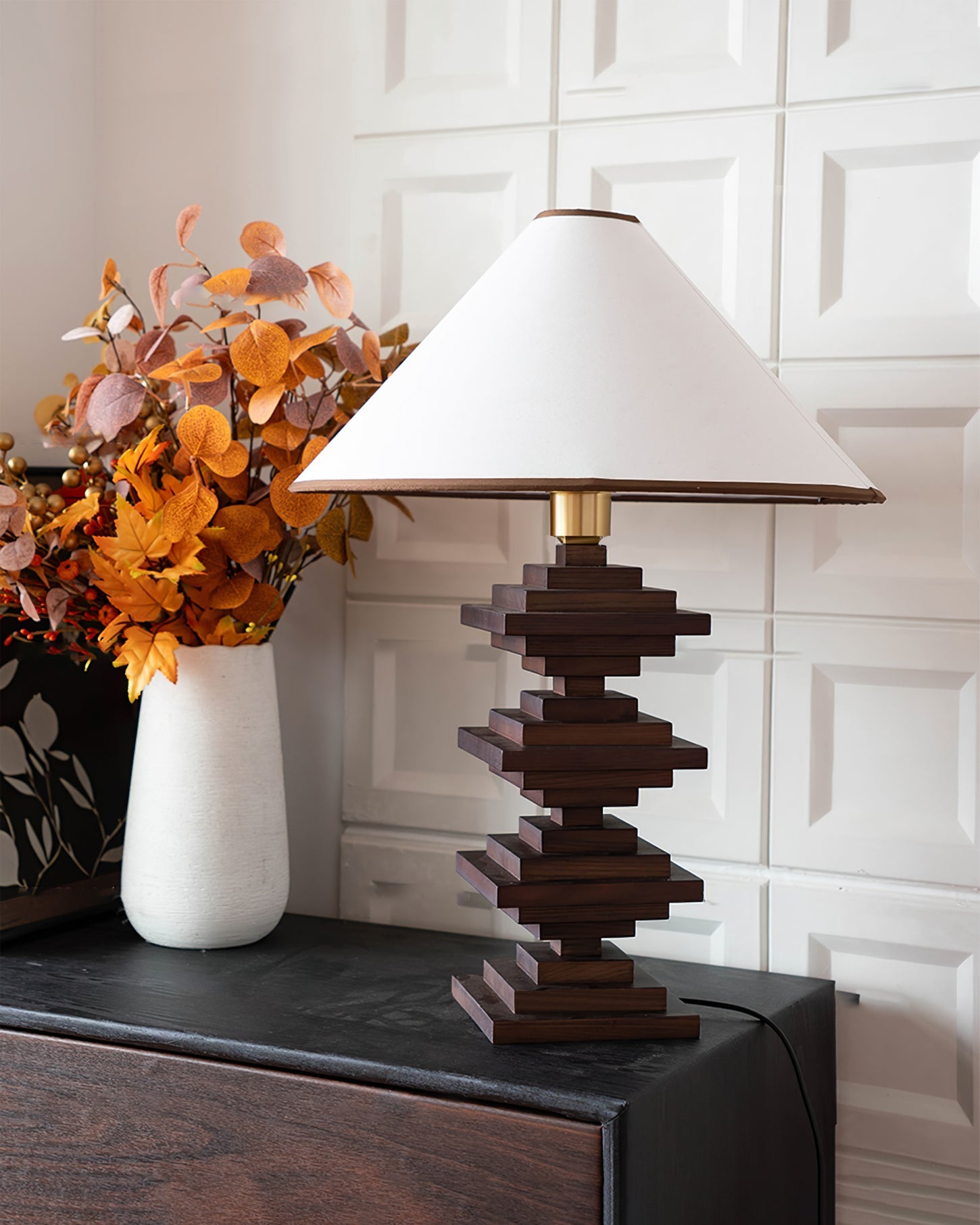 WINDSOR STACKED CUBE ILLUMINATOR