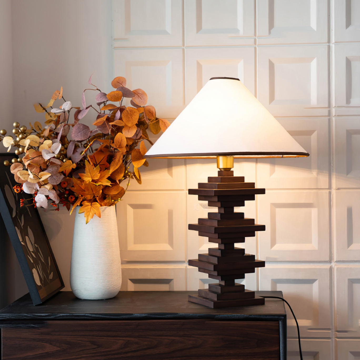 WINDSOR STACKED CUBE ILLUMINATOR