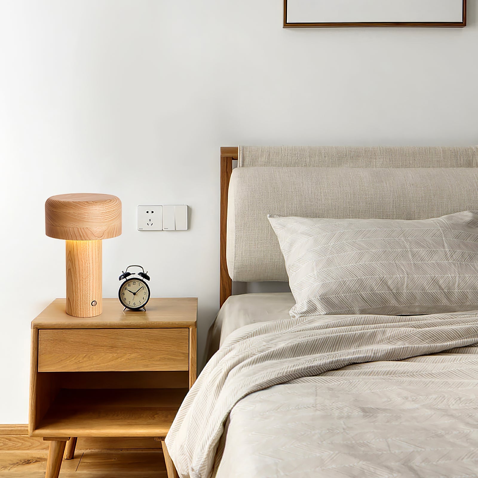 WINDSOR OAK COLUMN LAMP