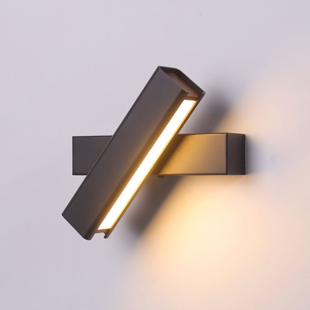 LANGLEY BOUNDLESS BRASS WALL SCONCE